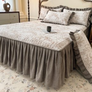 Cloud-Sense Quilted Bed Skirt Bedspread Set - Three Pieces